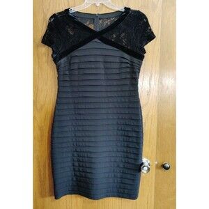 London Times 12P Petites Dress Black LBD Lace Tiered Short Back Zip